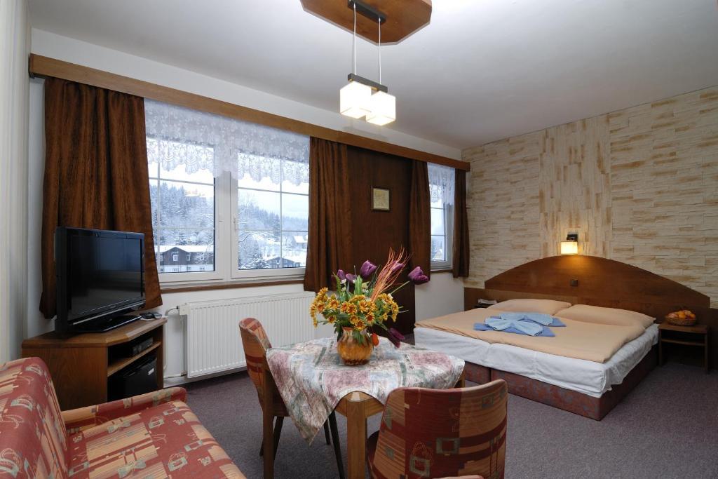 Pension Fuka Spindleruv Mlyn Room photo